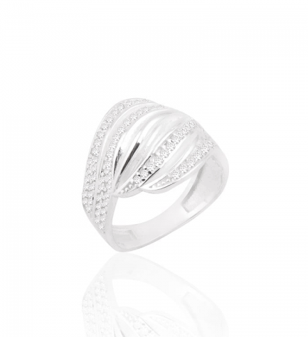 Anillo con Cubic