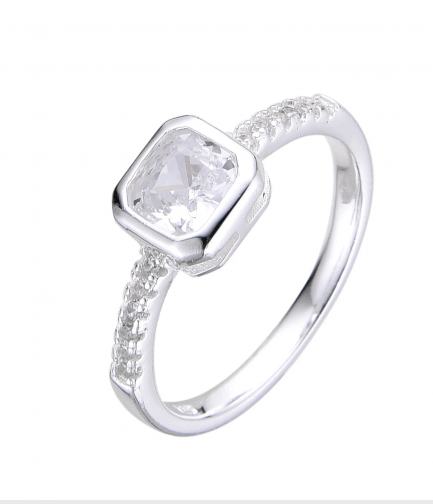 Anillo Con Piedra Cuadrada Blanca